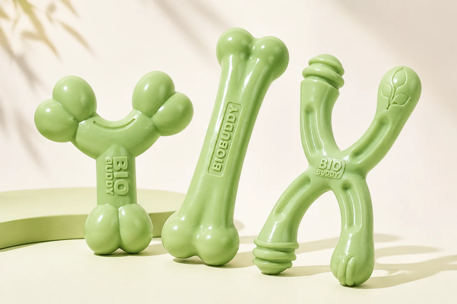 Os três modelos BIOBUDDY juntos em ensaio frontal
